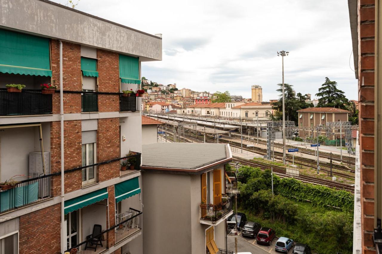 Apartamento Mari Urbani La Spezia Exterior foto